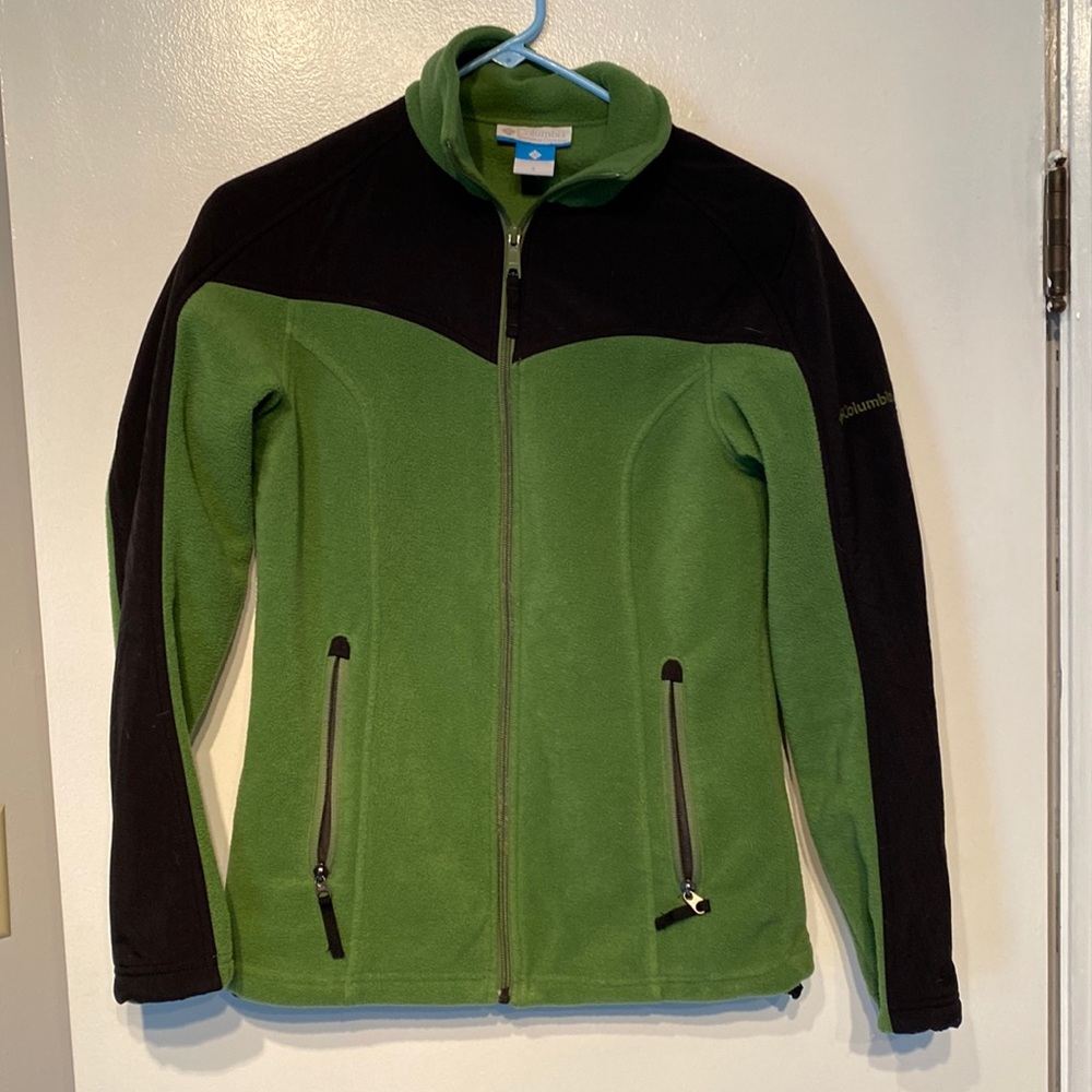 NWOT women’s full zip Columbia fleece.